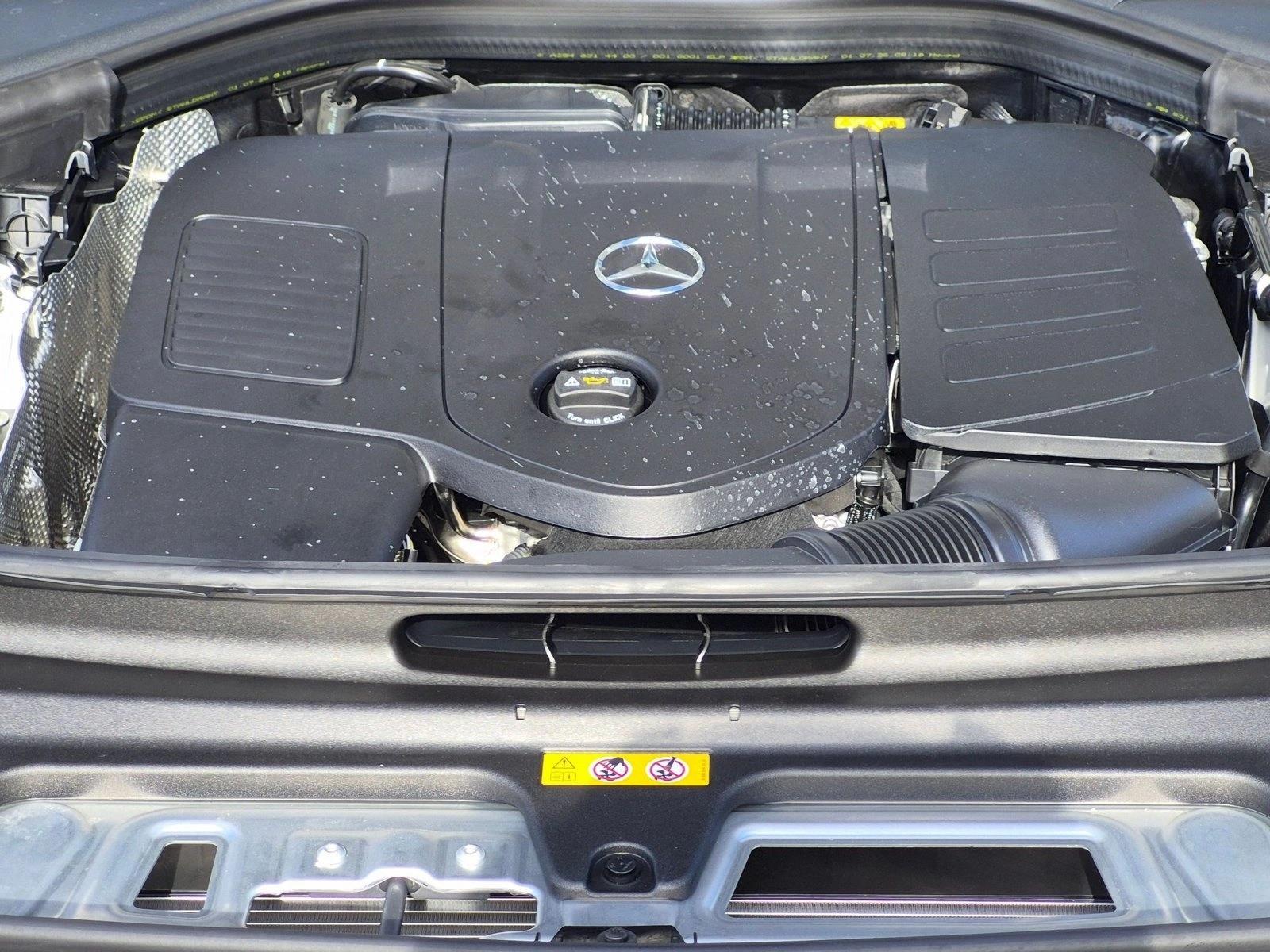 2027 GLC 300 4MATIC, photo 16 of 17