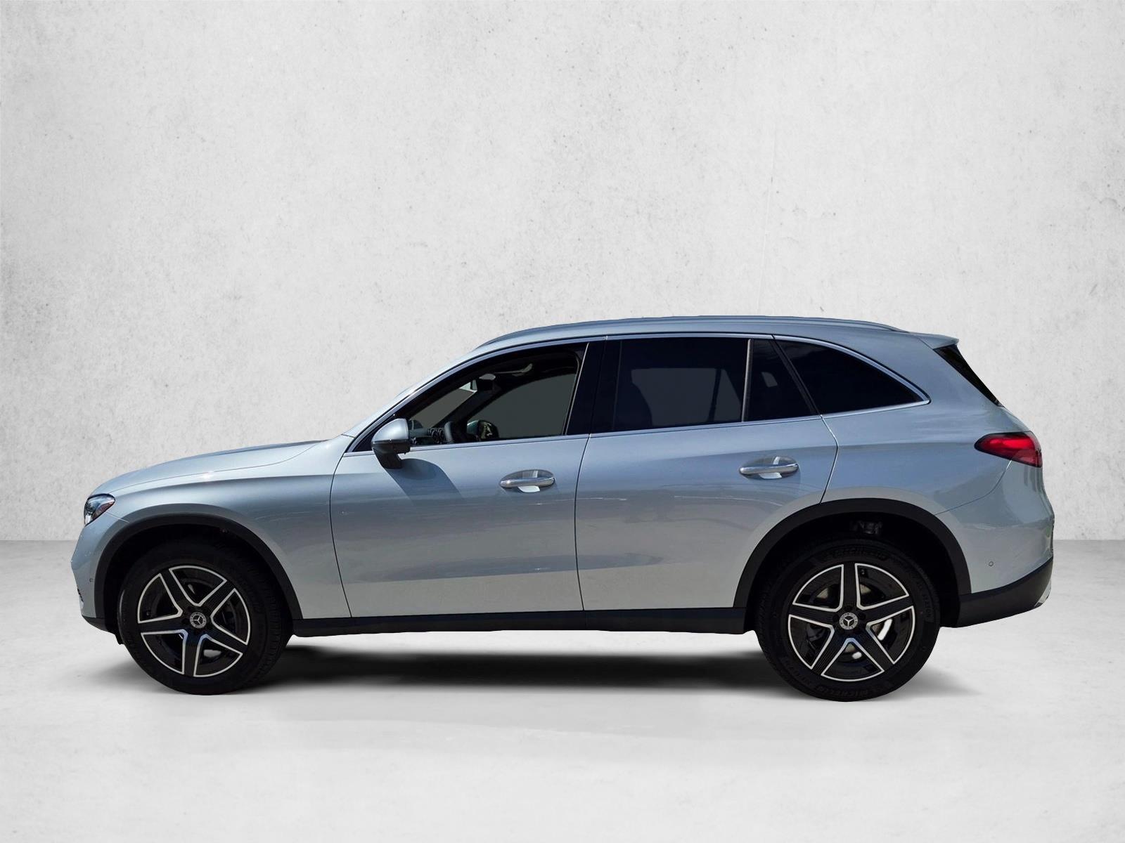 2027 GLC 300, photo 5 of 17