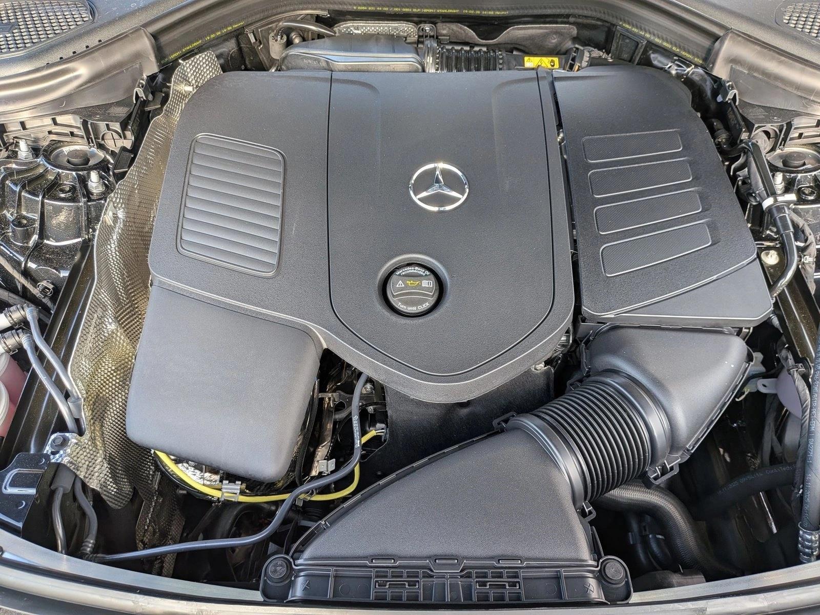 2026 GLC 300, photo 15 of 16
