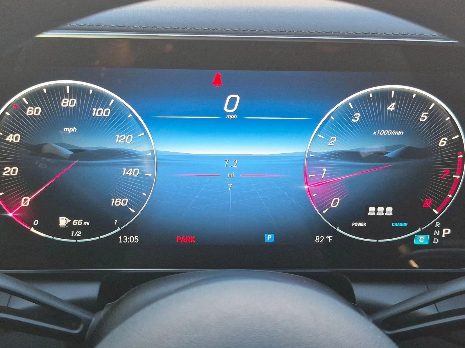 2027 GLC 300, photo 10 of 16