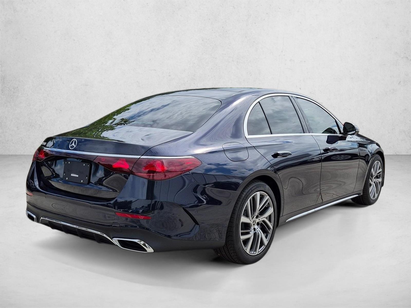 2027 E 350, photo 2 of 17
