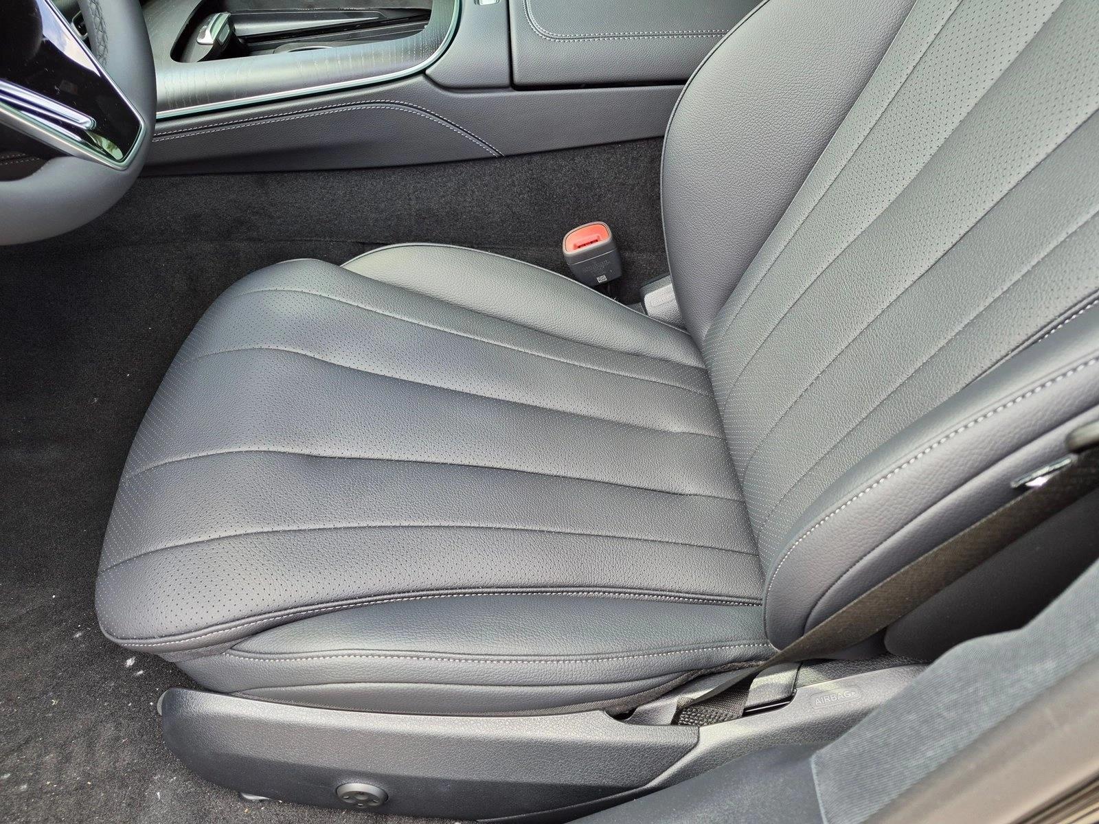 2027 E 350, photo 4 of 17