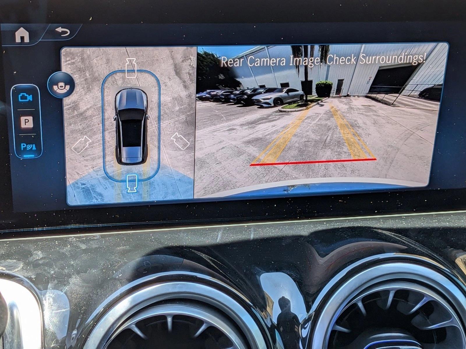 2026 GLB 250, photo 12 of 16