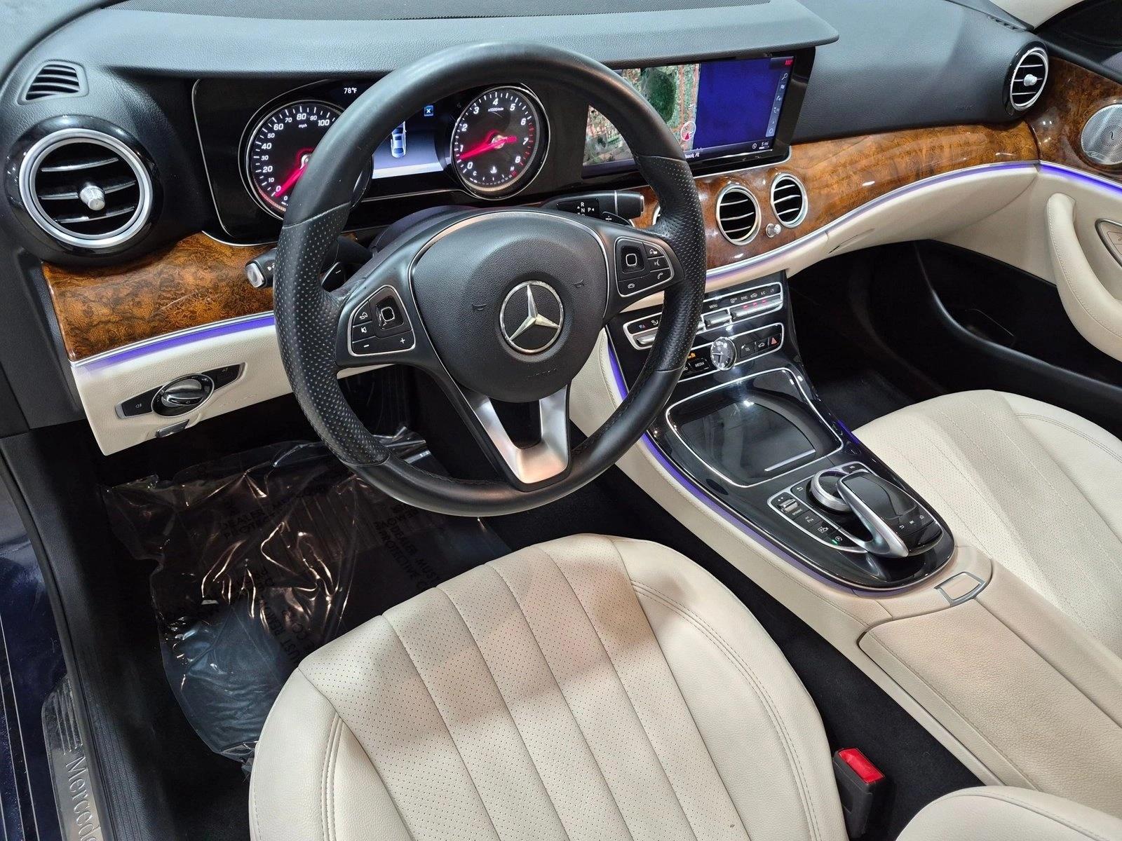 2018 E 300, photo 10 of 26