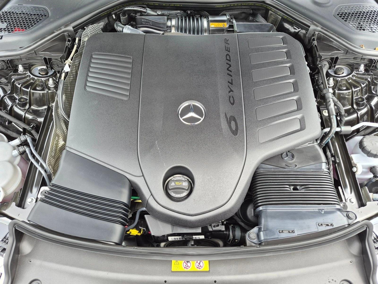 2027 E 450 4MATIC, photo 16 of 17