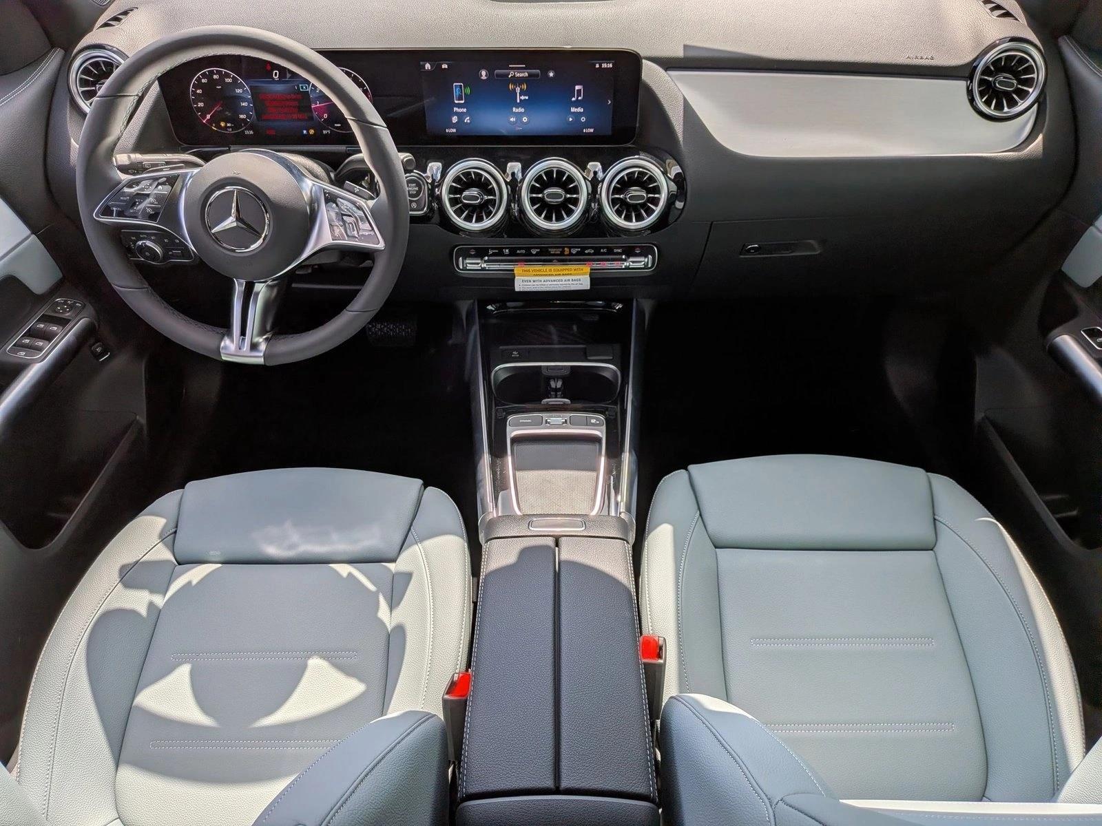 2026 GLA 250, photo 13 of 16