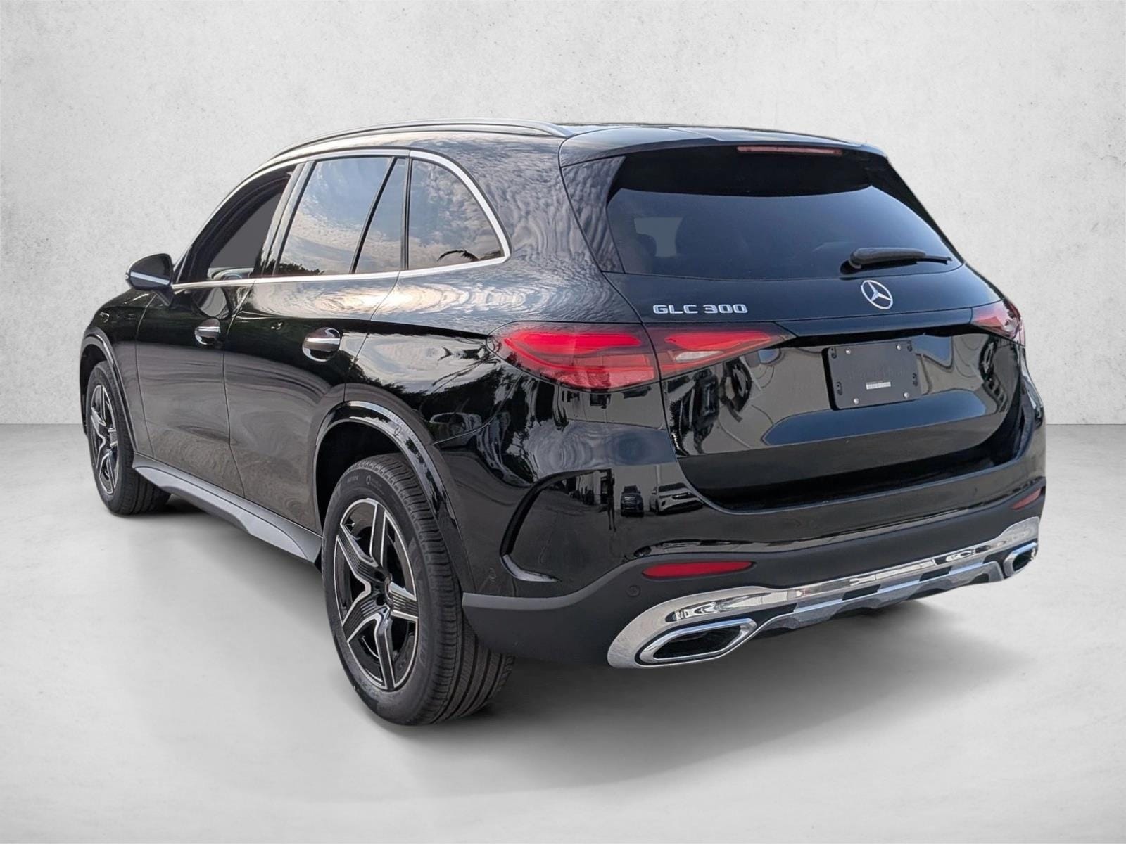 2026 GLC 300, photo 8 of 16