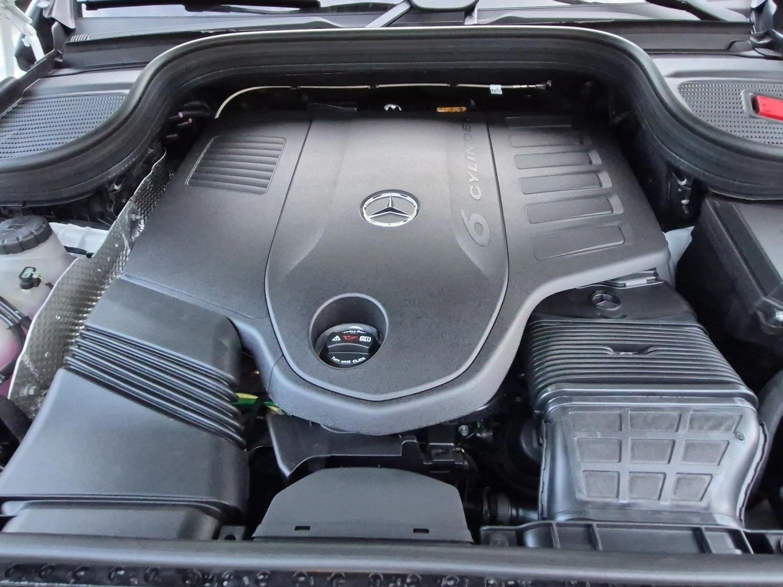 2026 GLS 450 4MATIC, photo 15 of 16