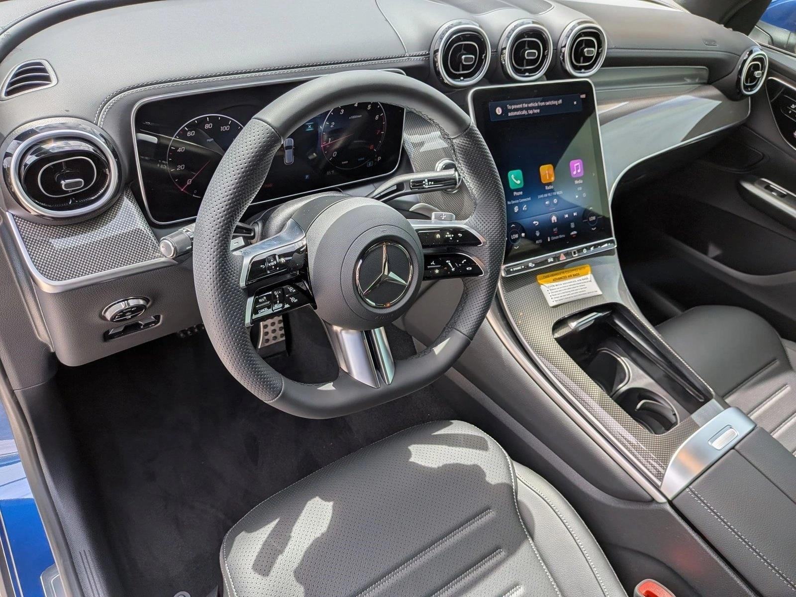 2026 GLC 300 4MATIC, photo 3 of 16