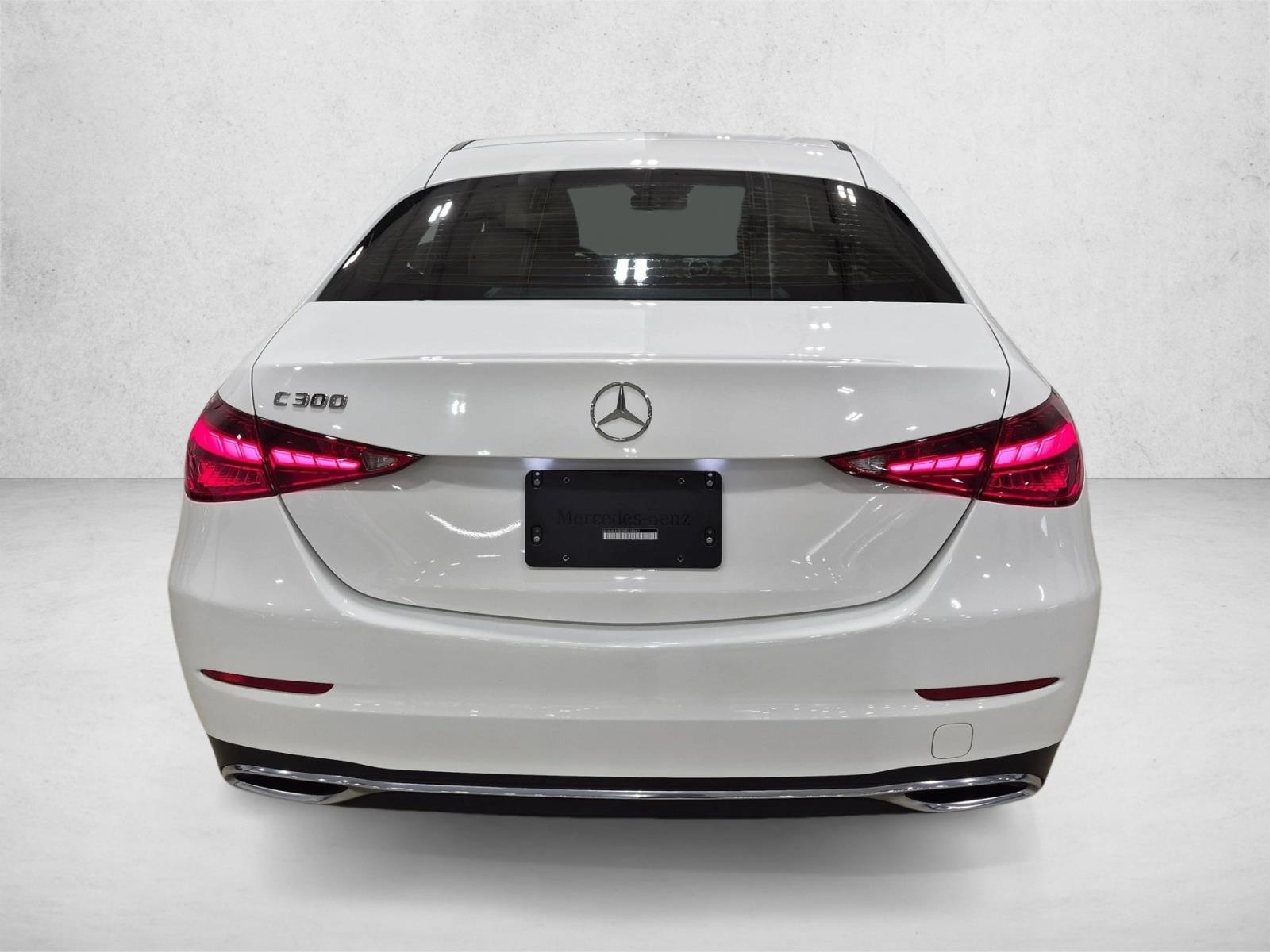 2022 C 300, photo 7 of 24