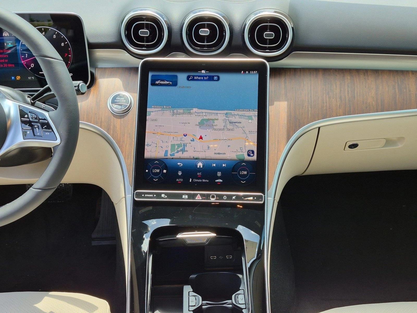 2026 C 300 4MATIC, photo 11 of 17