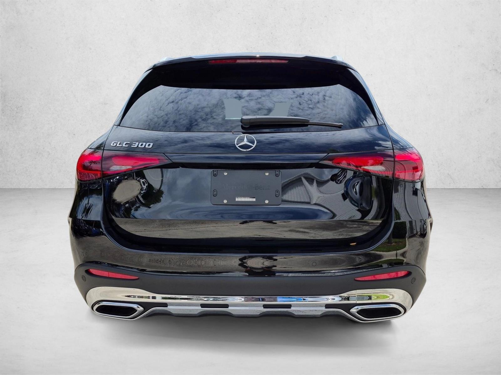 2027 GLC 300, photo 7 of 17