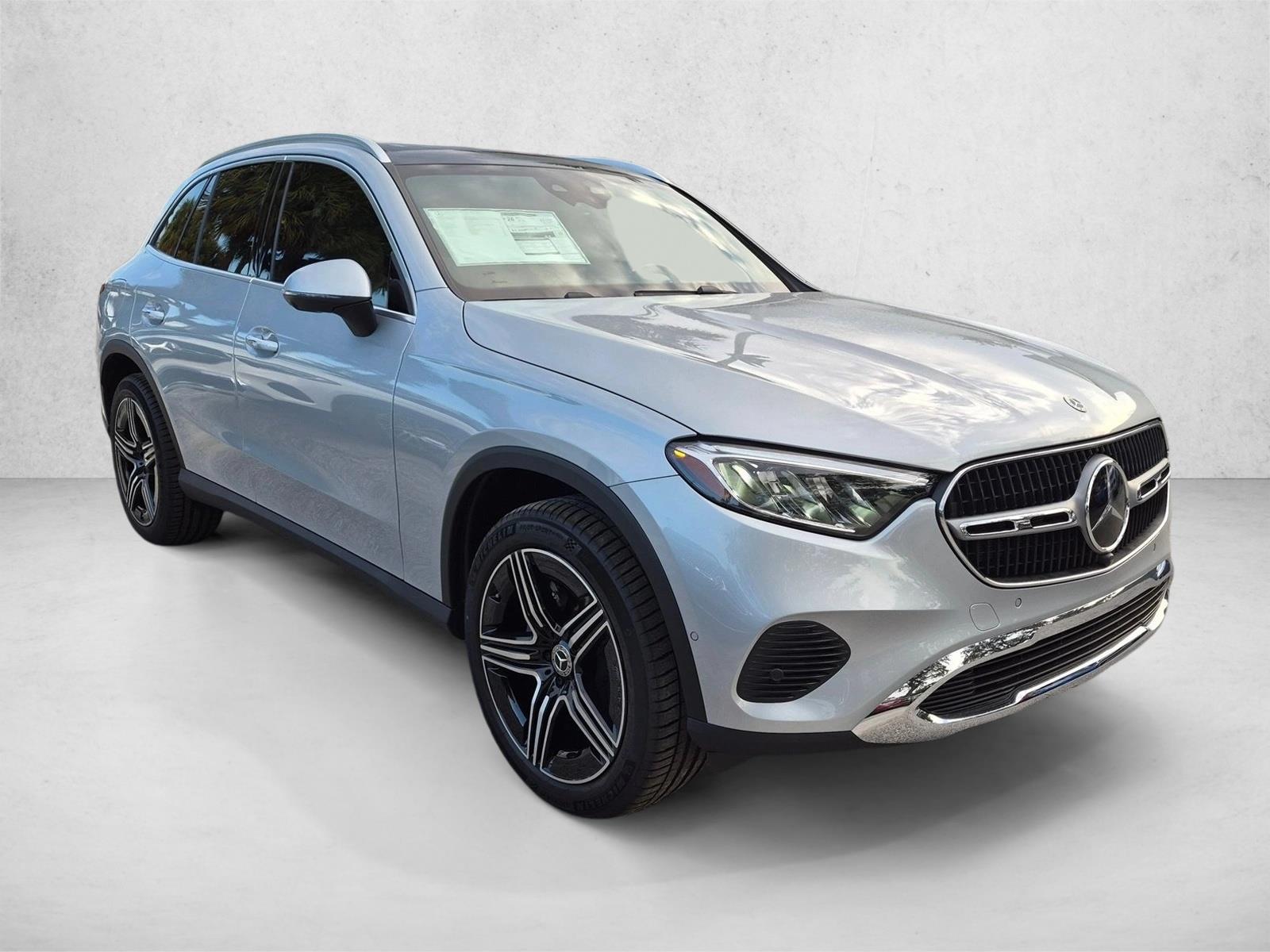 2027 GLC 300 4MATIC, photo 6 of 17