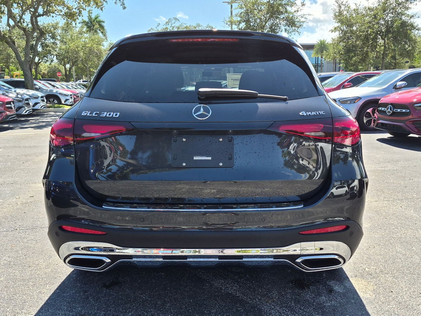 2027 GLC 300 4MATIC, photo 7 of 17