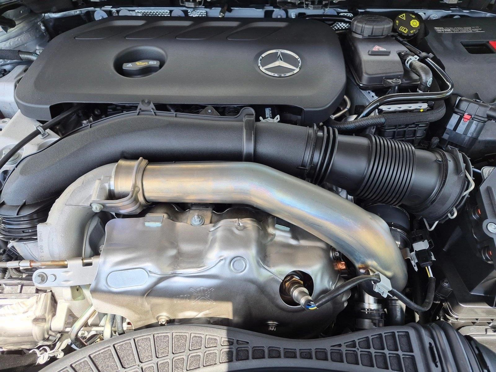 2026 GLA 250, photo 16 of 17