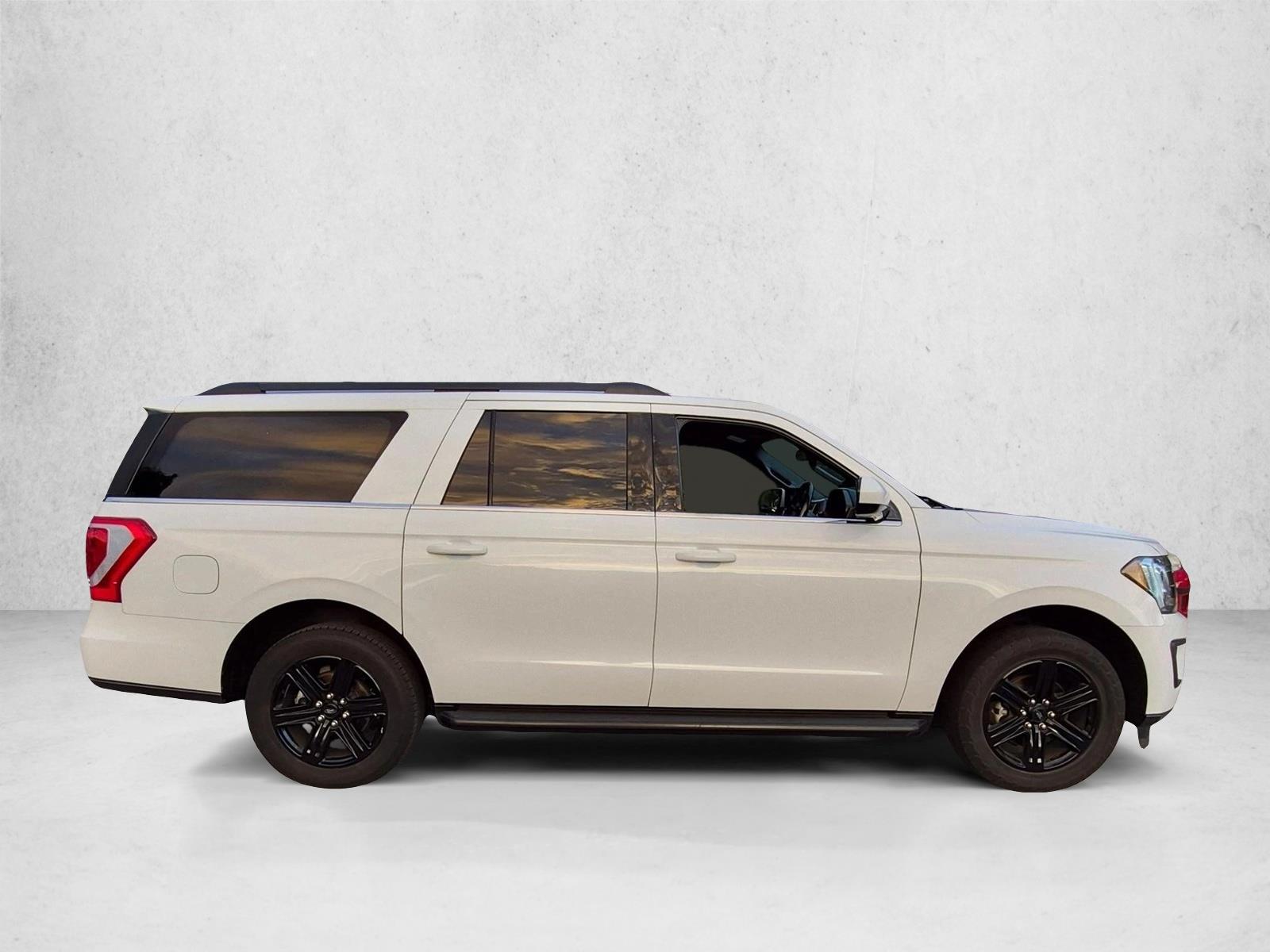 2021 Ford Expedition MAX XLT, photo 4 of 23