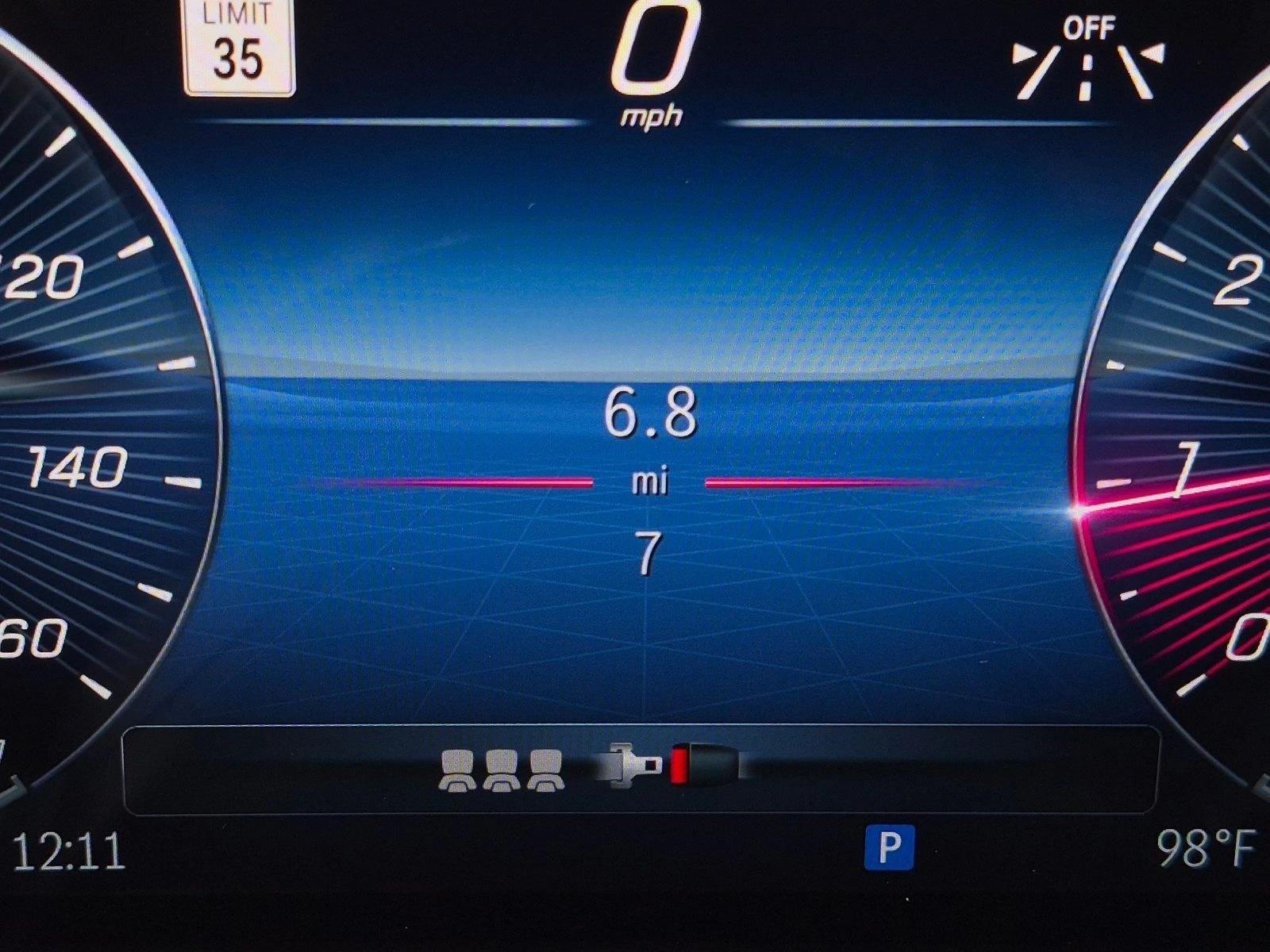 2026 GLA 250, photo 10 of 16