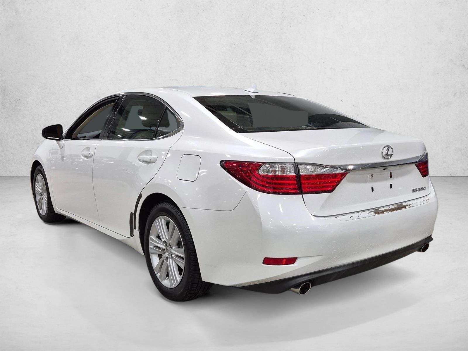 2014 Lexus ES 350, photo 8 of 25