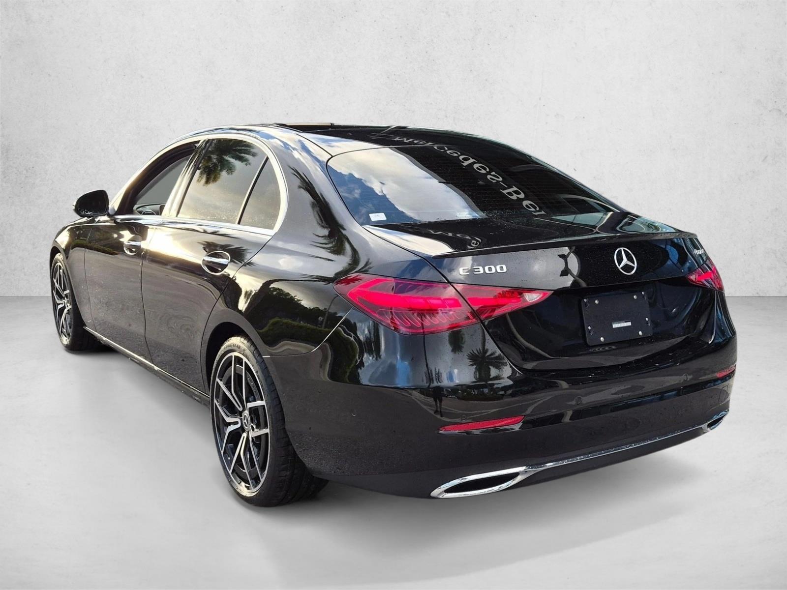 2026 C 300 4MATIC, photo 8 of 17