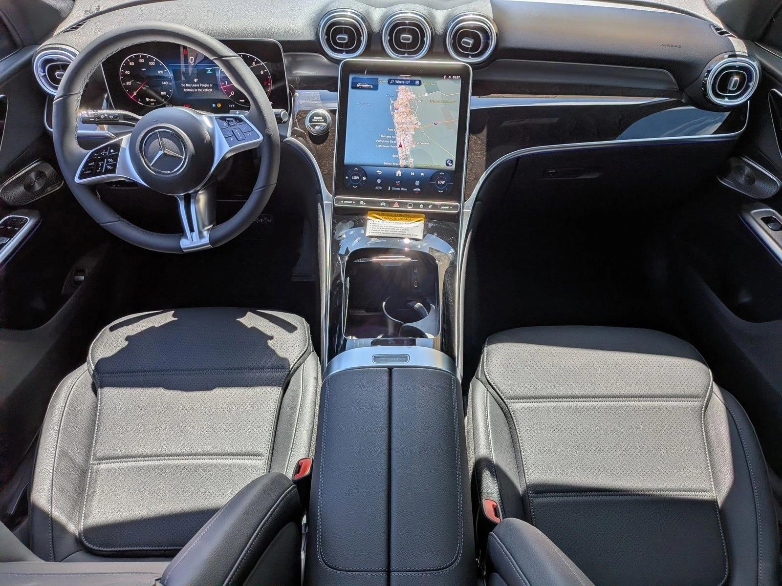 2026 GLC 300, photo 14 of 17