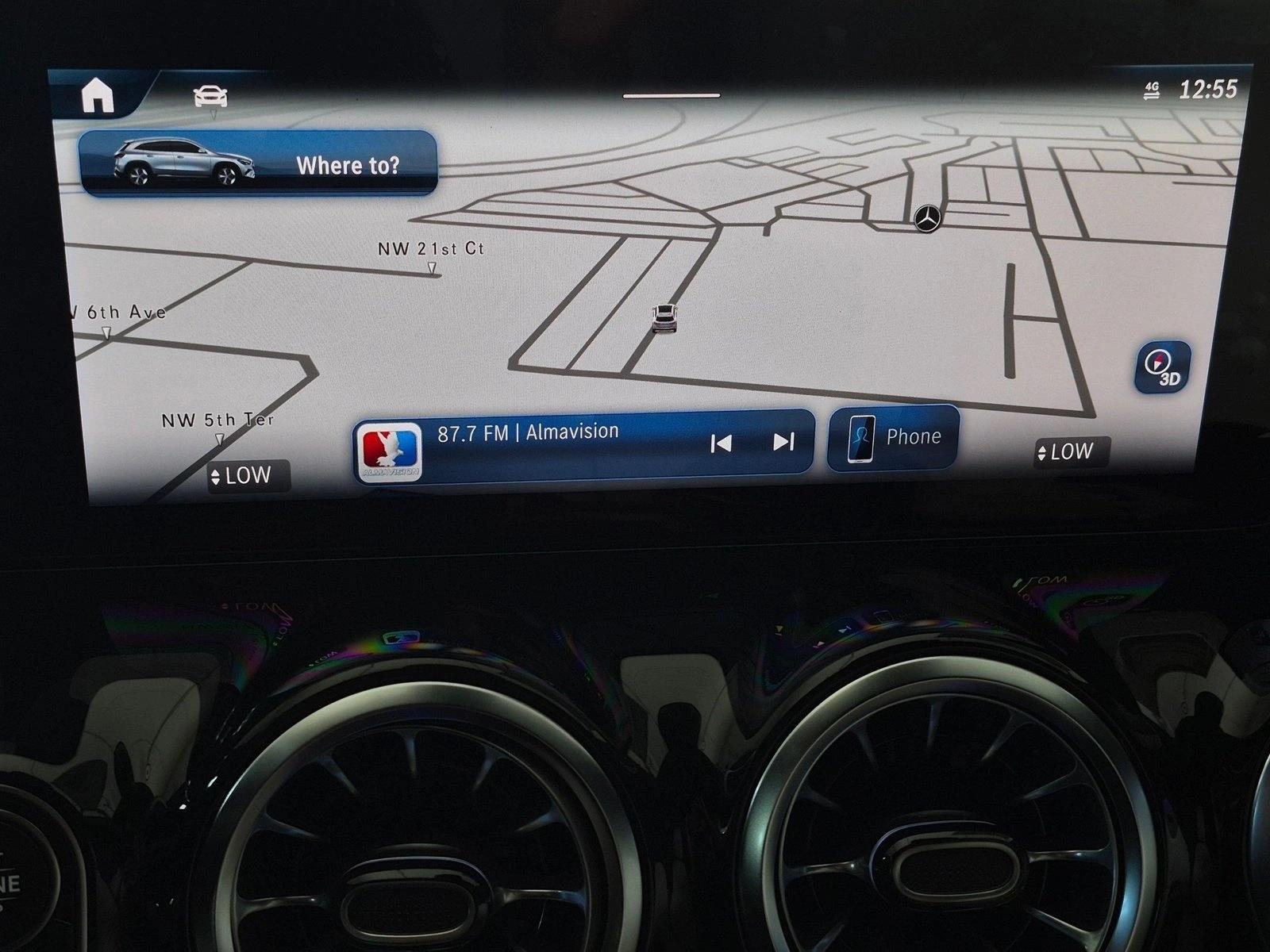 2026 GLA 250, photo 13 of 17