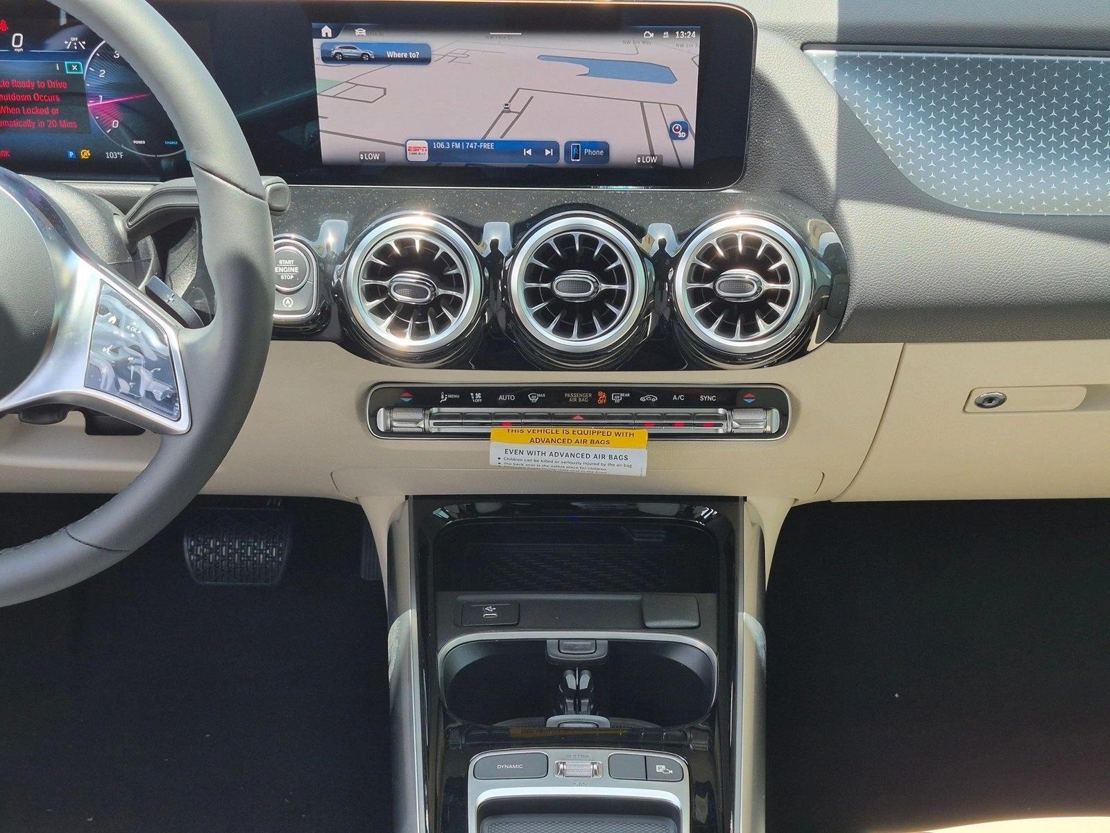 2026 GLA 250, photo 11 of 17