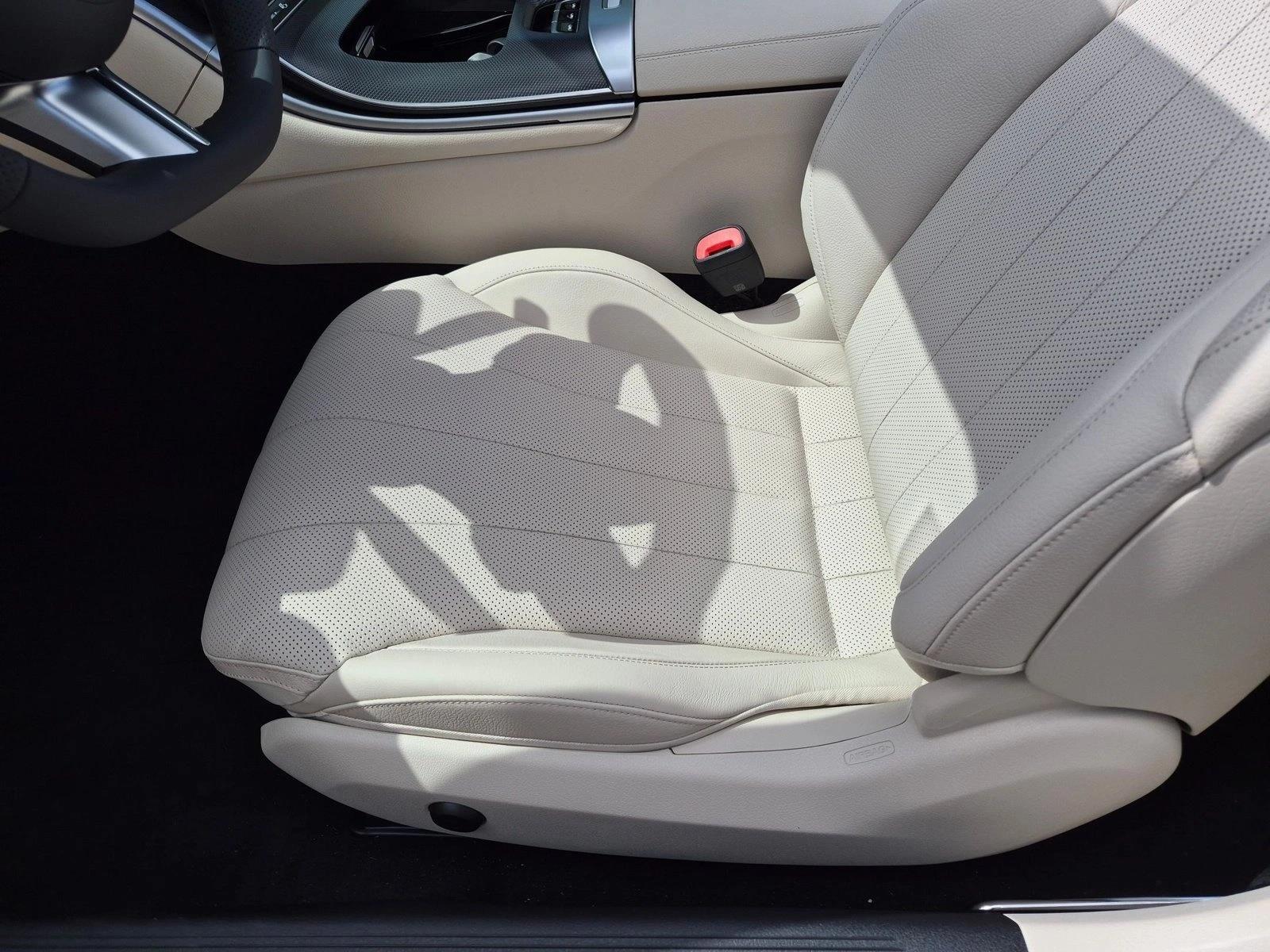 2027 CLE 300 4MATIC Cabriolet, photo 4 of 17