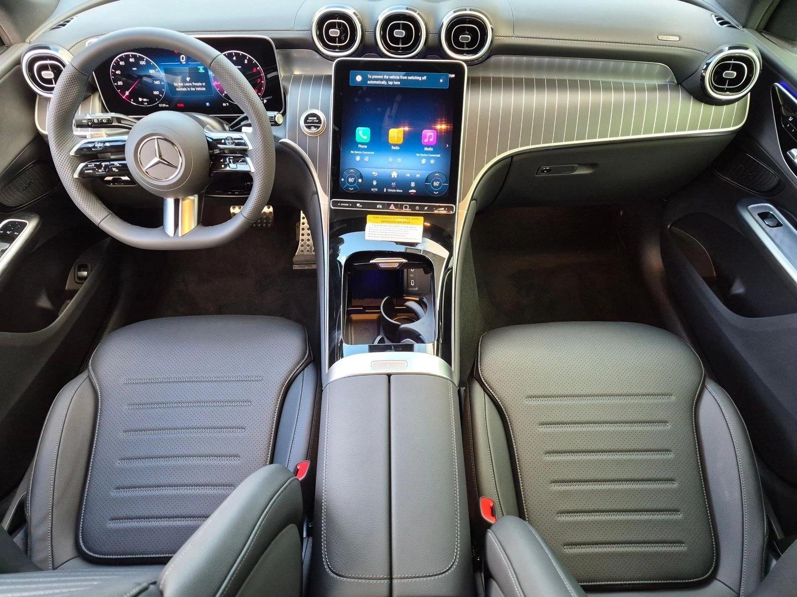 2026 GLC 300 4MATIC, photo 13 of 16