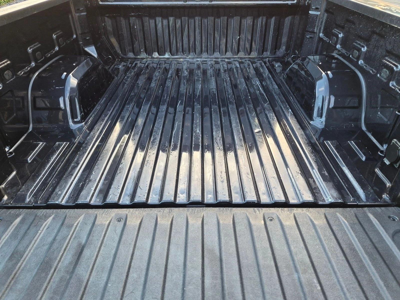 2023 Chevrolet Silverado Custom, photo 6 of 24