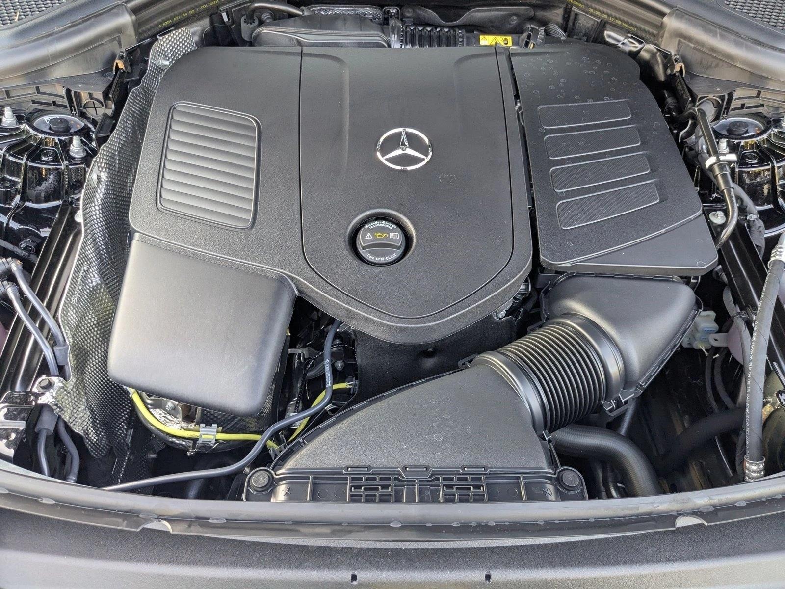 2026 GLC 300, photo 15 of 16