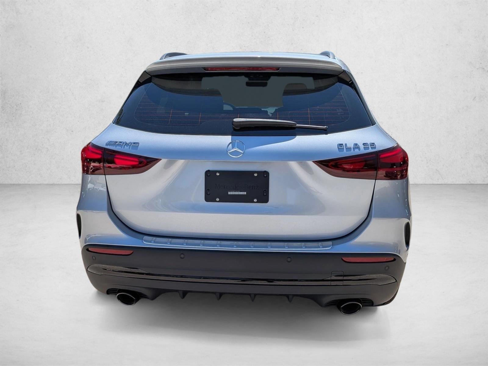 2026 AMG GLA 35, photo 7 of 16