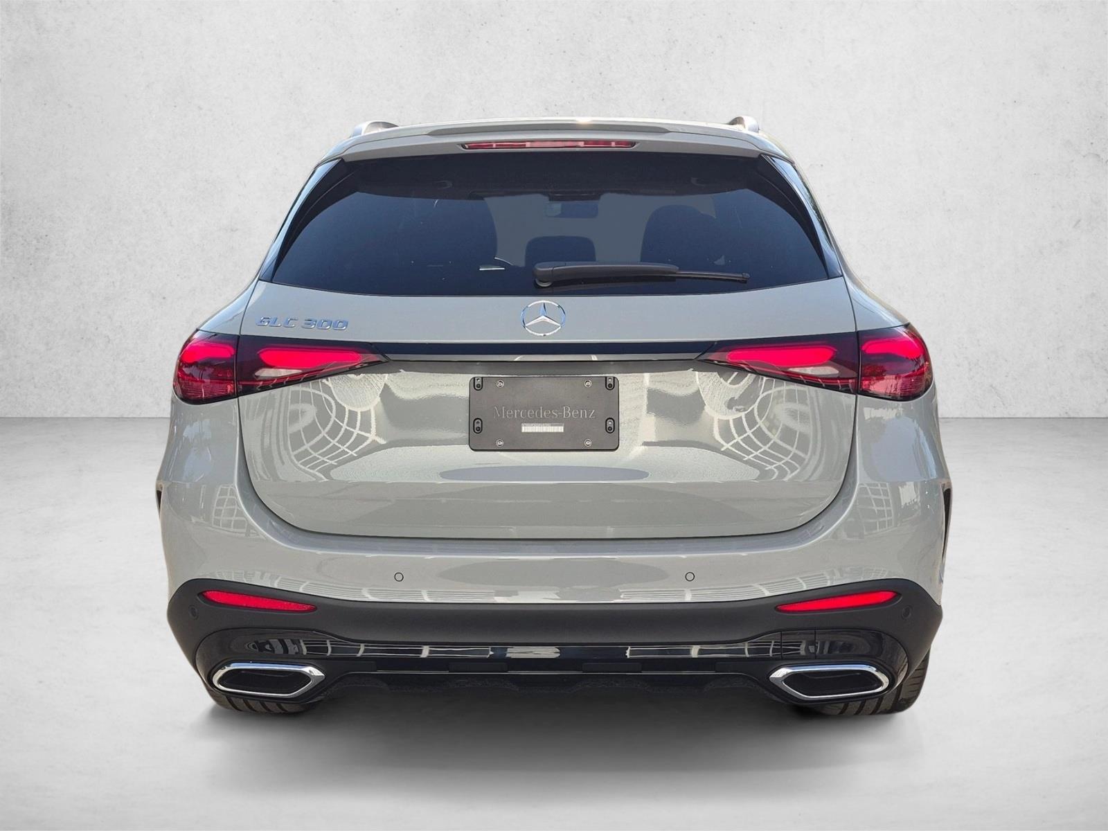 2027 GLC 300, photo 7 of 17
