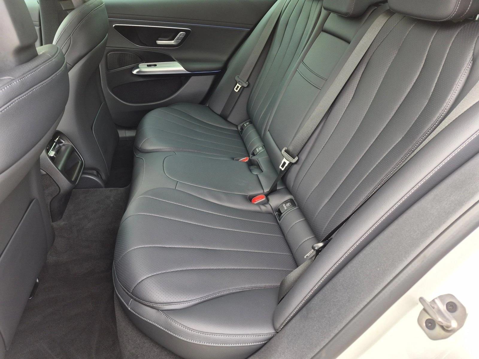 2026 E 350 4MATIC, photo 19 of 25