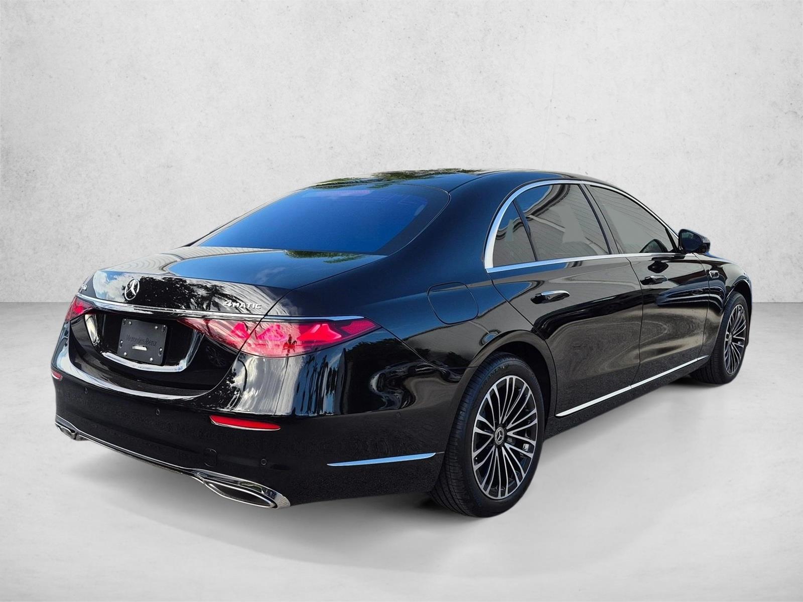 2027 S 580 4MATIC, photo 2 of 17