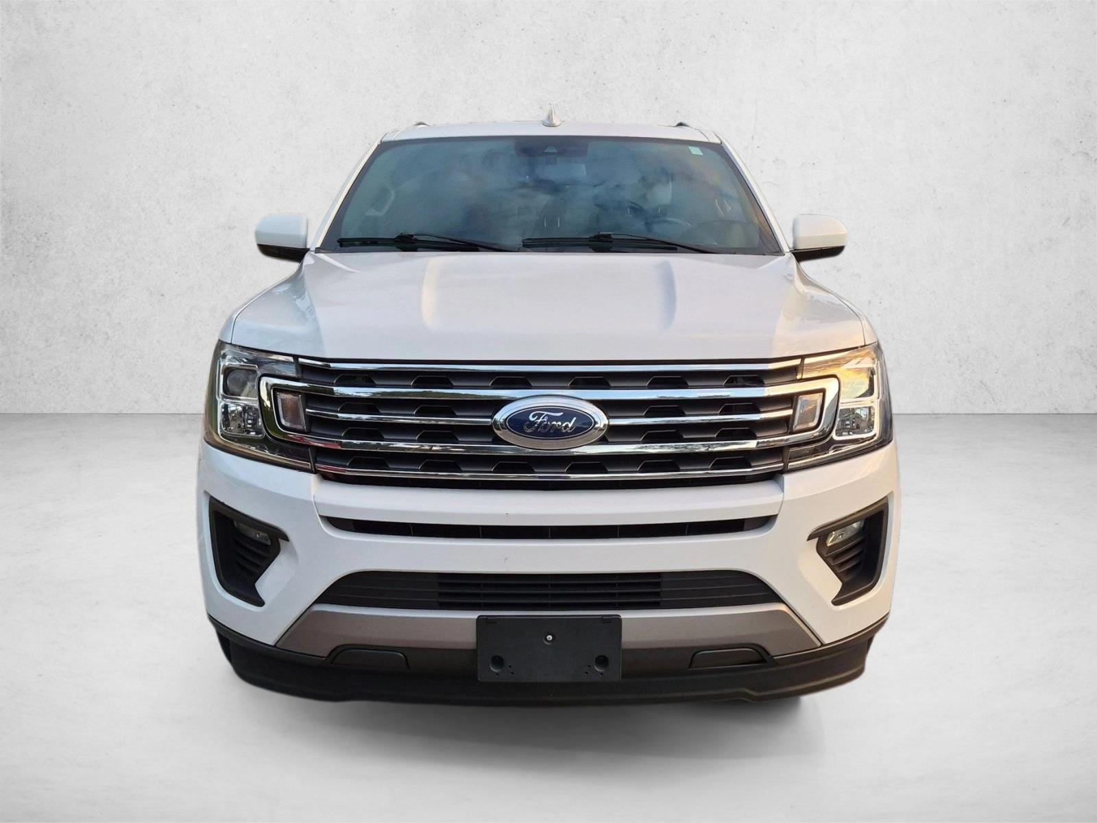 2021 Ford Expedition MAX XLT, photo 2 of 23