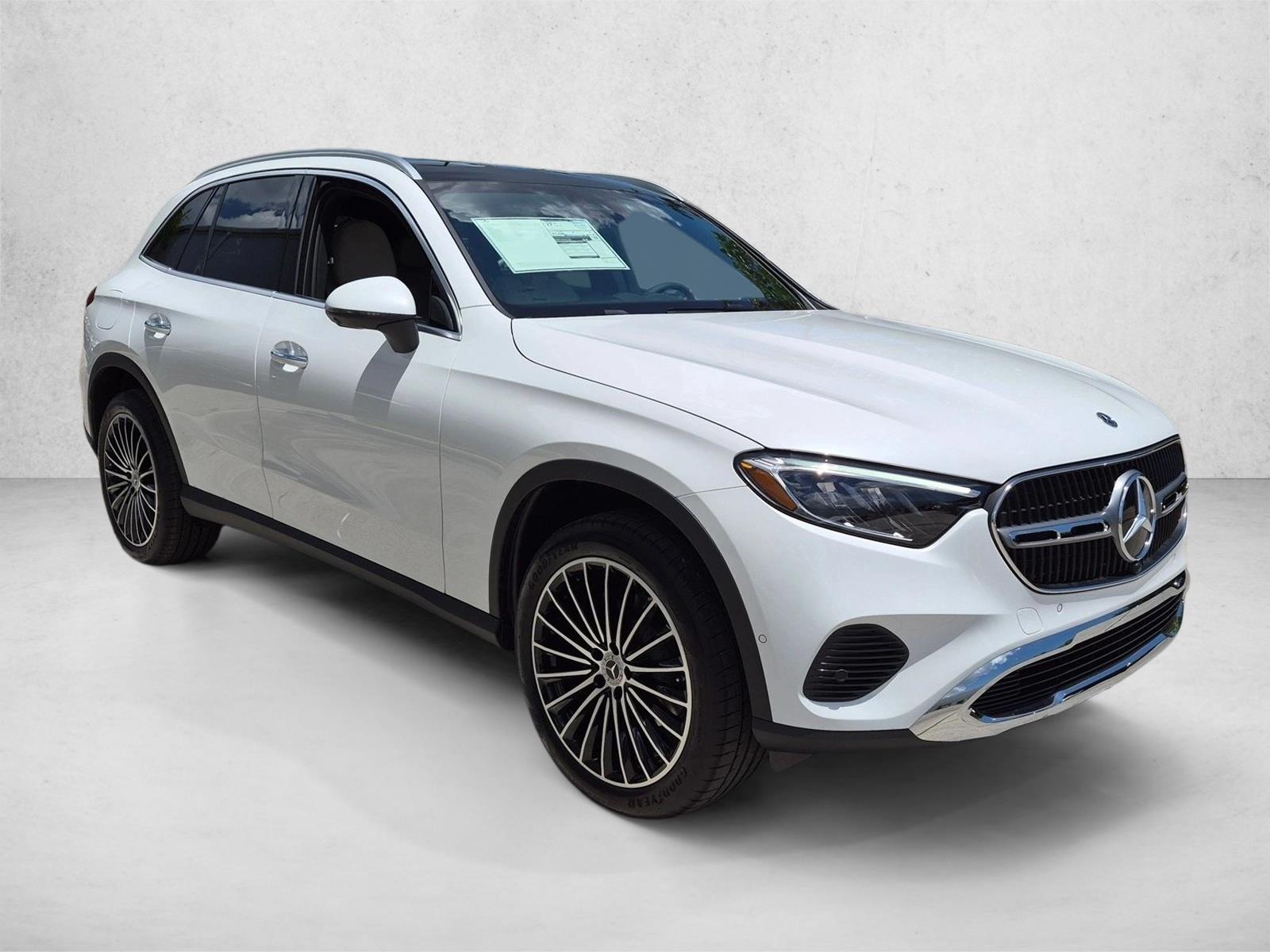 2027 GLC 300, photo 6 of 17