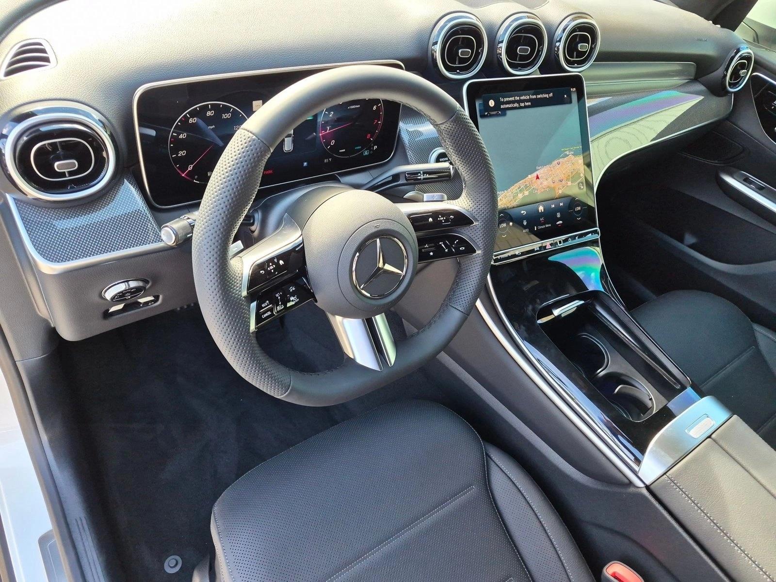 2027 GLC 300 4MATIC, photo 3 of 17