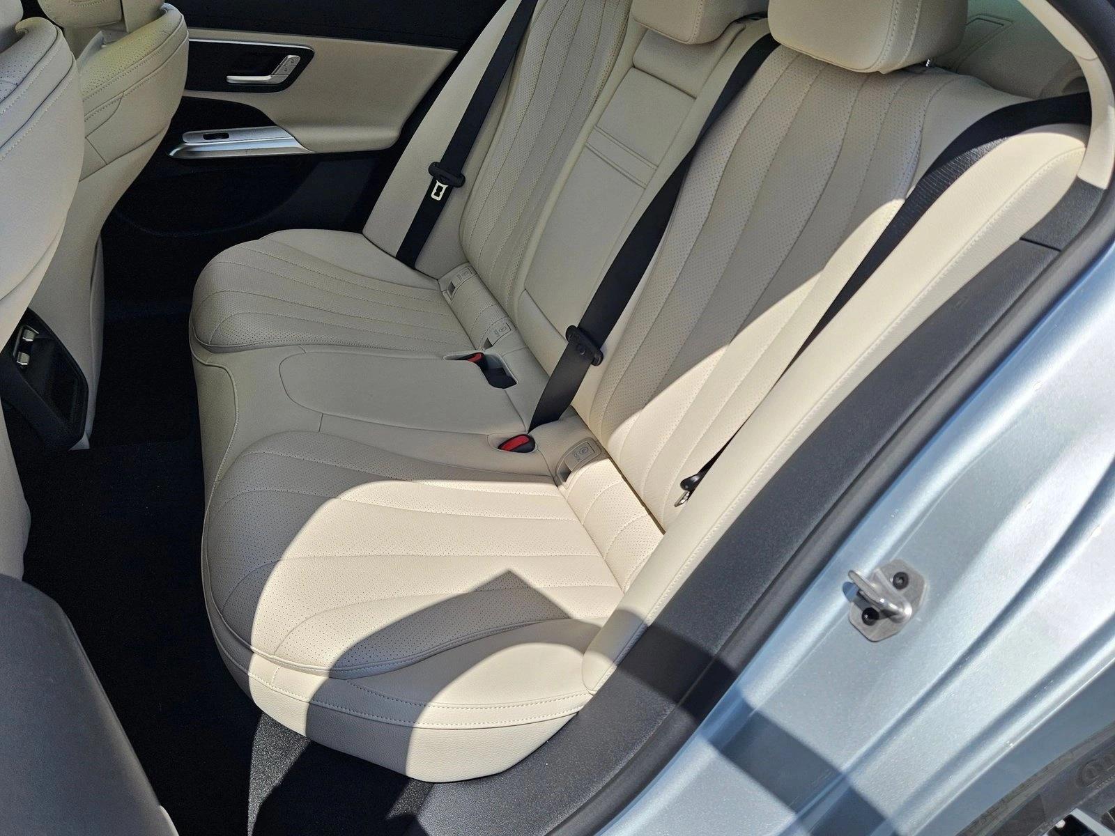 2026 E 350, photo 16 of 18