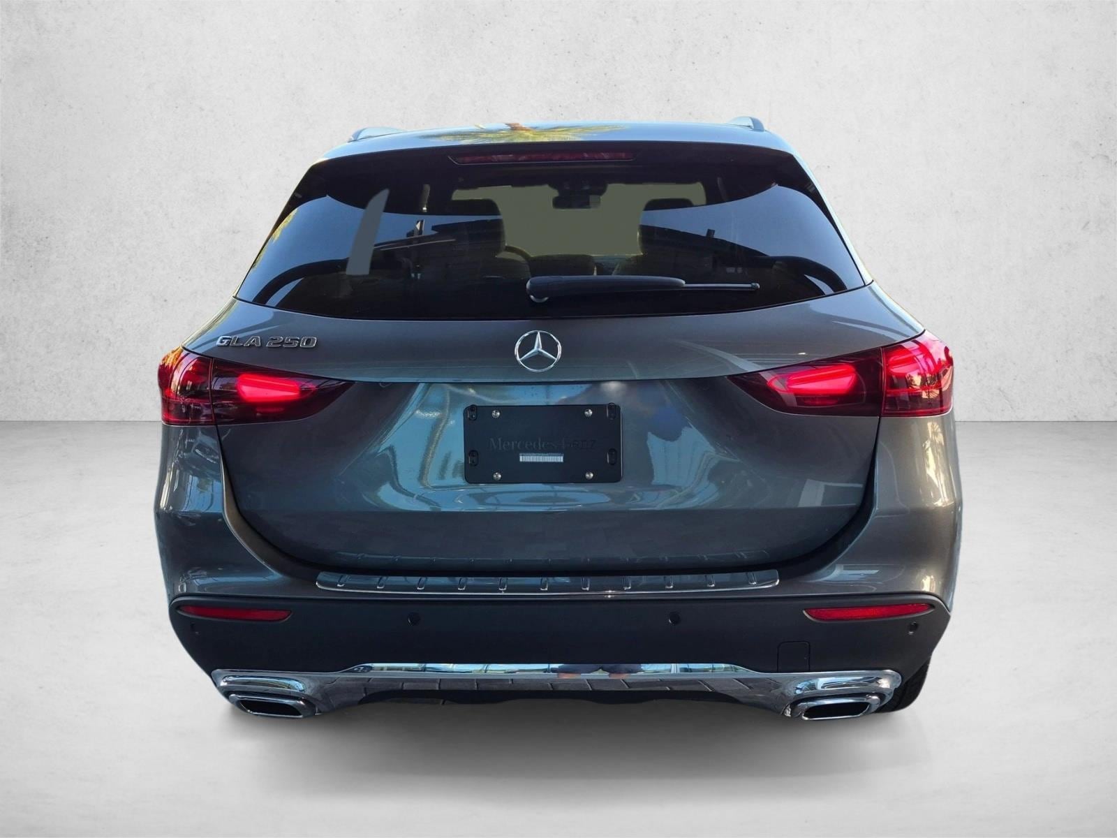 2026 GLA 250, photo 7 of 17