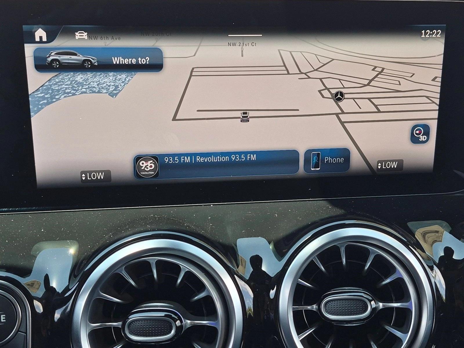 2026 GLA 250, photo 13 of 17