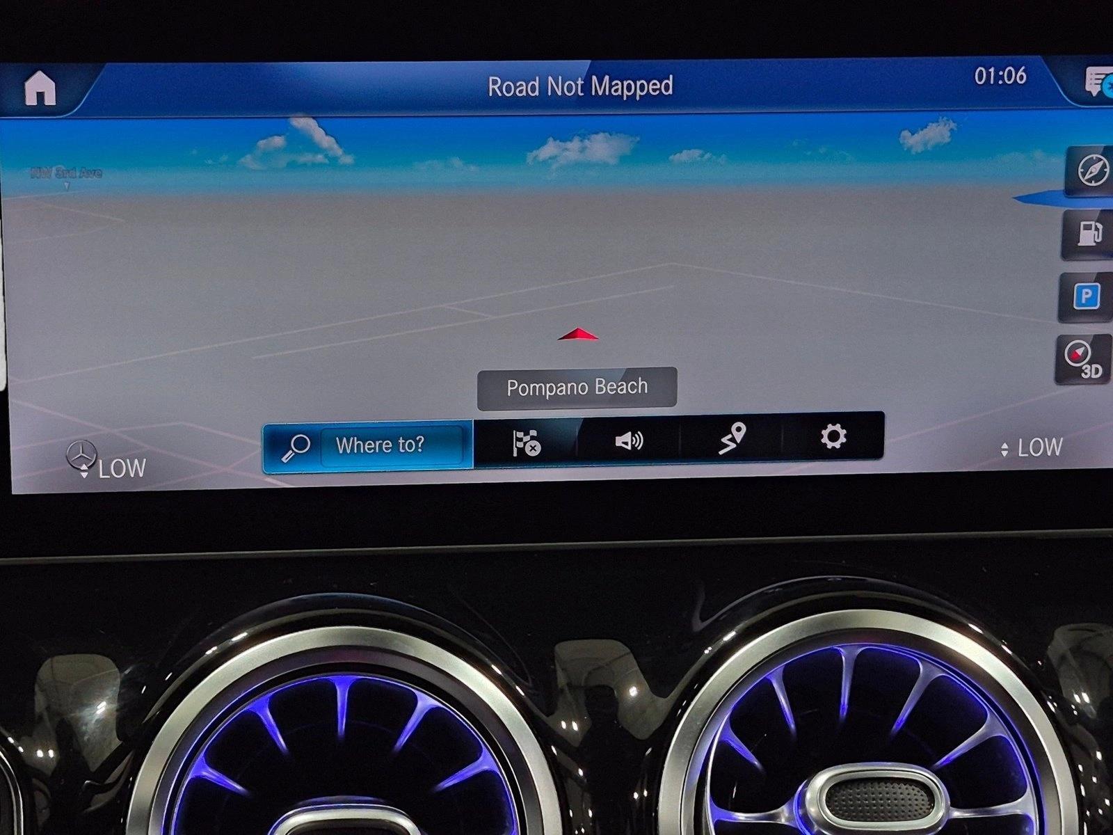 2021 AMG GLA 35, photo 13 of 25