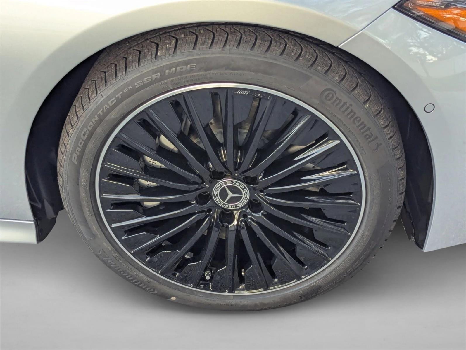 2026 CLE 450 4MATIC Coupe, photo 9 of 16