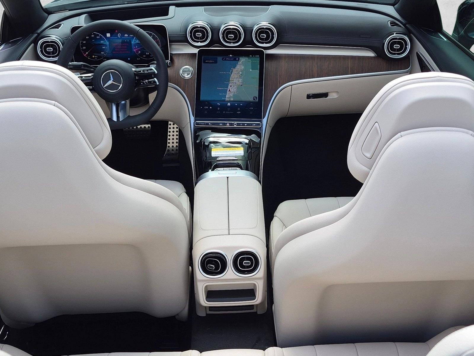 2027 CLE 450 4MATIC Cabriolet, photo 14 of 17