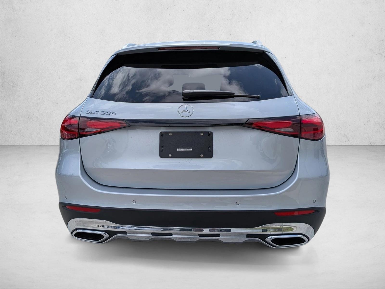 2026 GLC 300, photo 7 of 17
