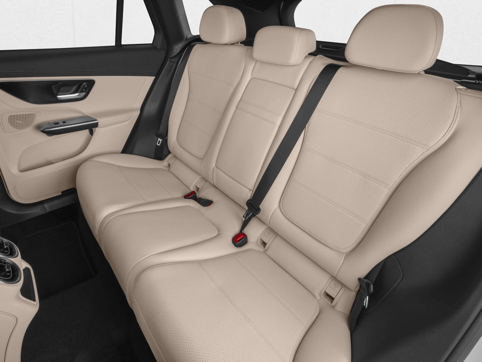 2027 GLC 300, photo 9 of 11