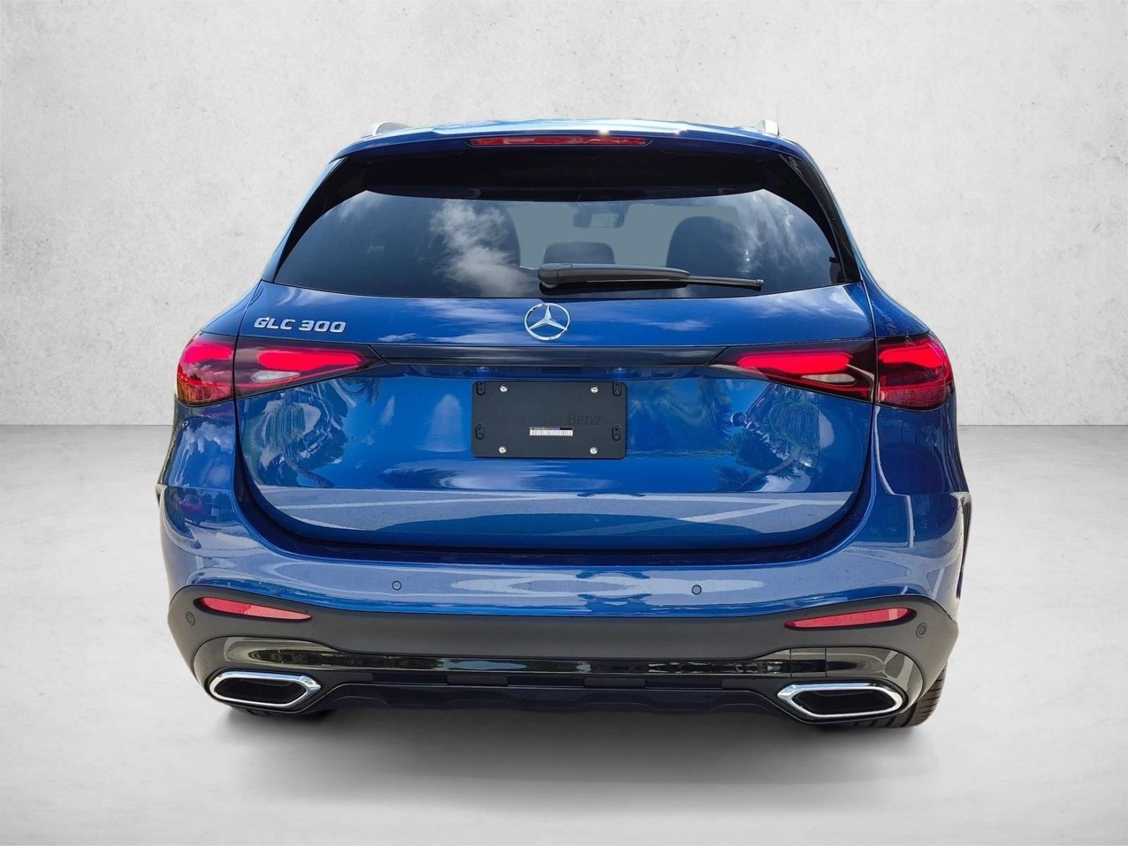 2027 GLC 300, photo 7 of 17