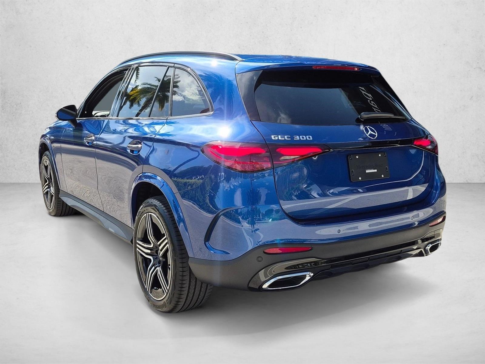 2027 GLC 300, photo 8 of 17