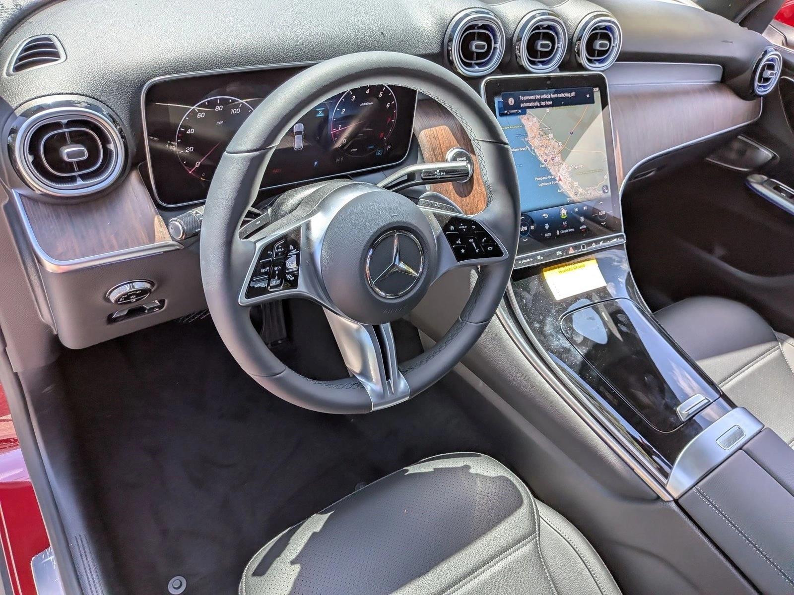 2026 GLC 300, photo 3 of 17