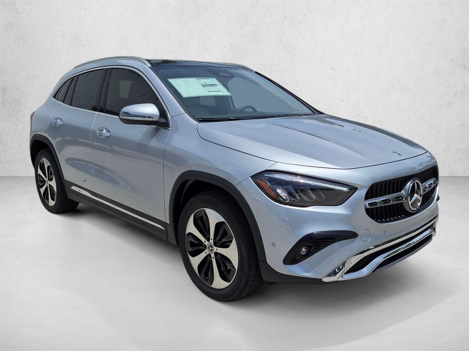 2026 GLA 250, photo 6 of 17