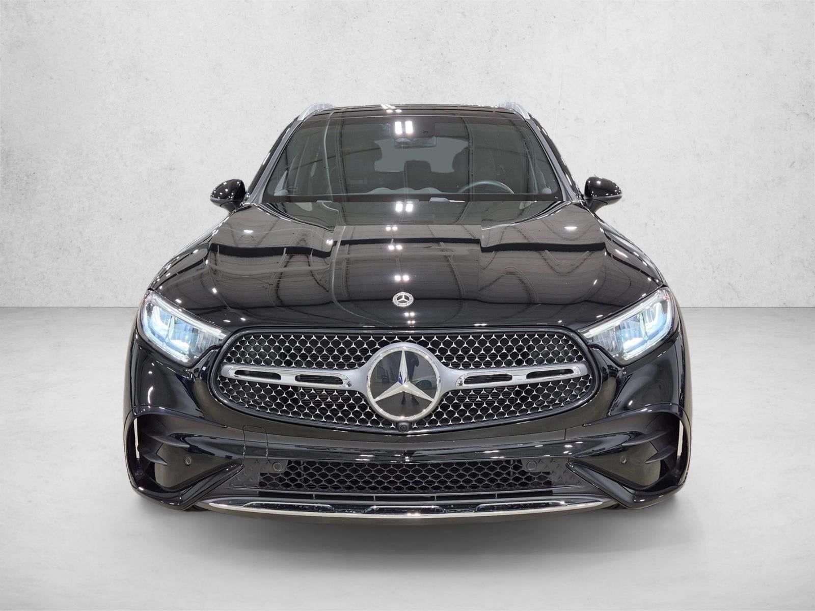 2026 GLC 300, photo 2 of 25